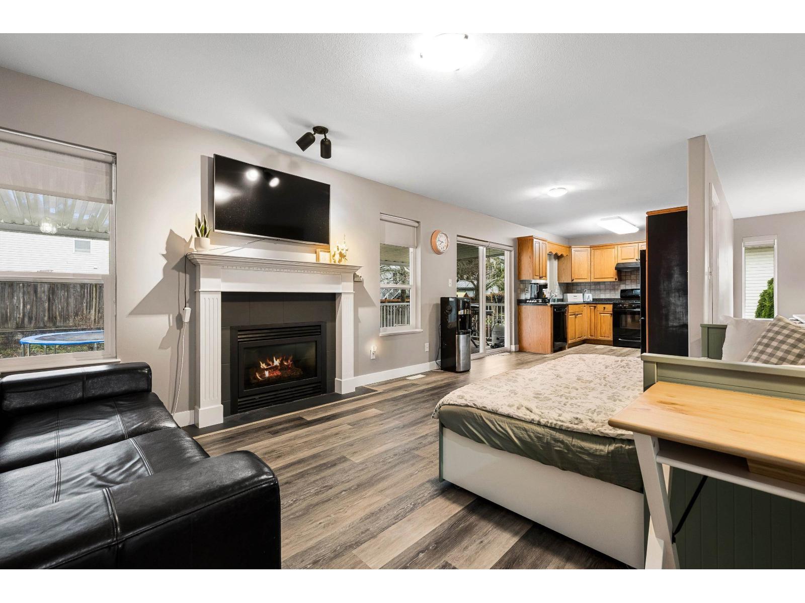 5642 Thornhill Street, Promontory, Chilliwack, British Columbia V2R 3Y7 - Photo 3 - R3103932
