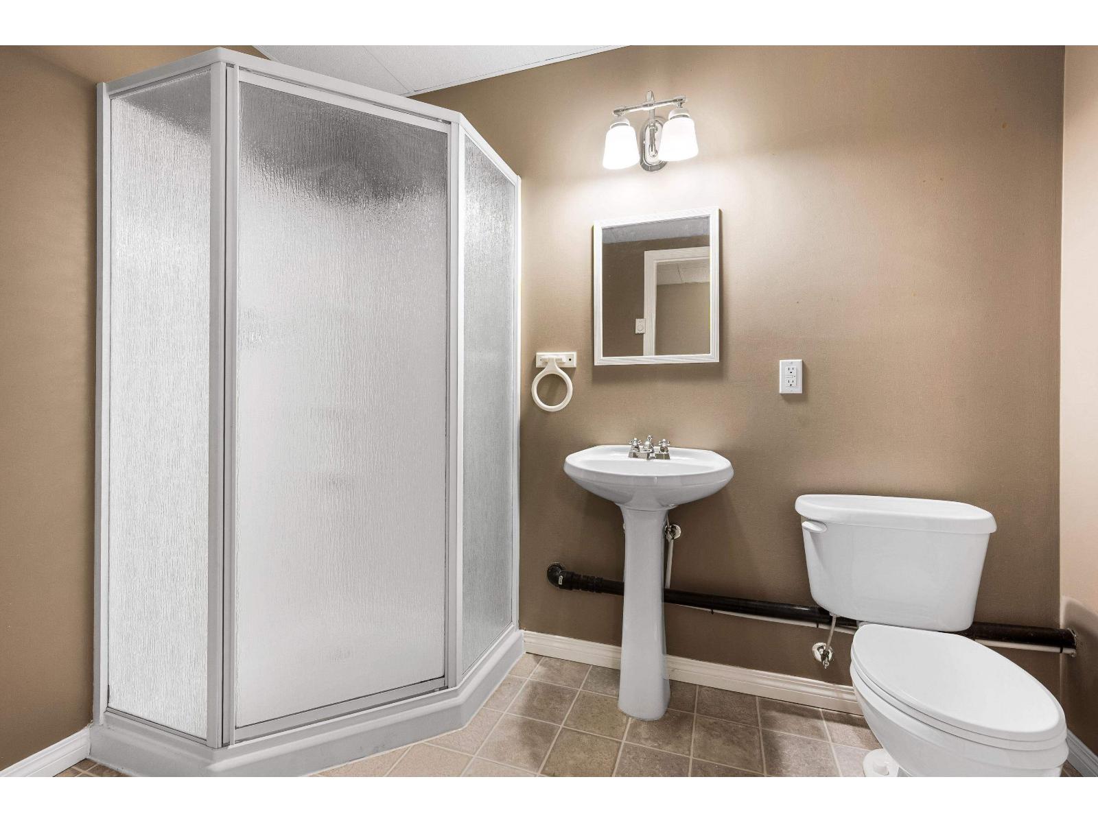 5642 Thornhill Street, Promontory, Chilliwack, British Columbia V2R 3Y7 - Photo 34 - R3103932