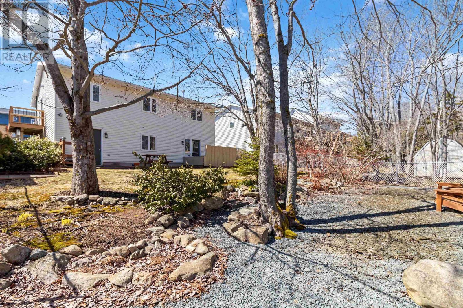 69 La Pierre Crescent, Dartmouth, Nova Scotia  B2W 5C7 - Photo 36 - 202606891