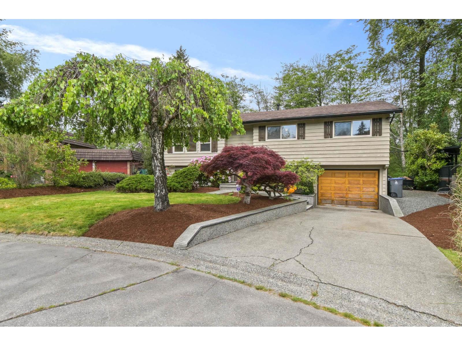7978 141a Street, Surrey, British Columbia  V3W 6L6 - Photo 2 - R3121378