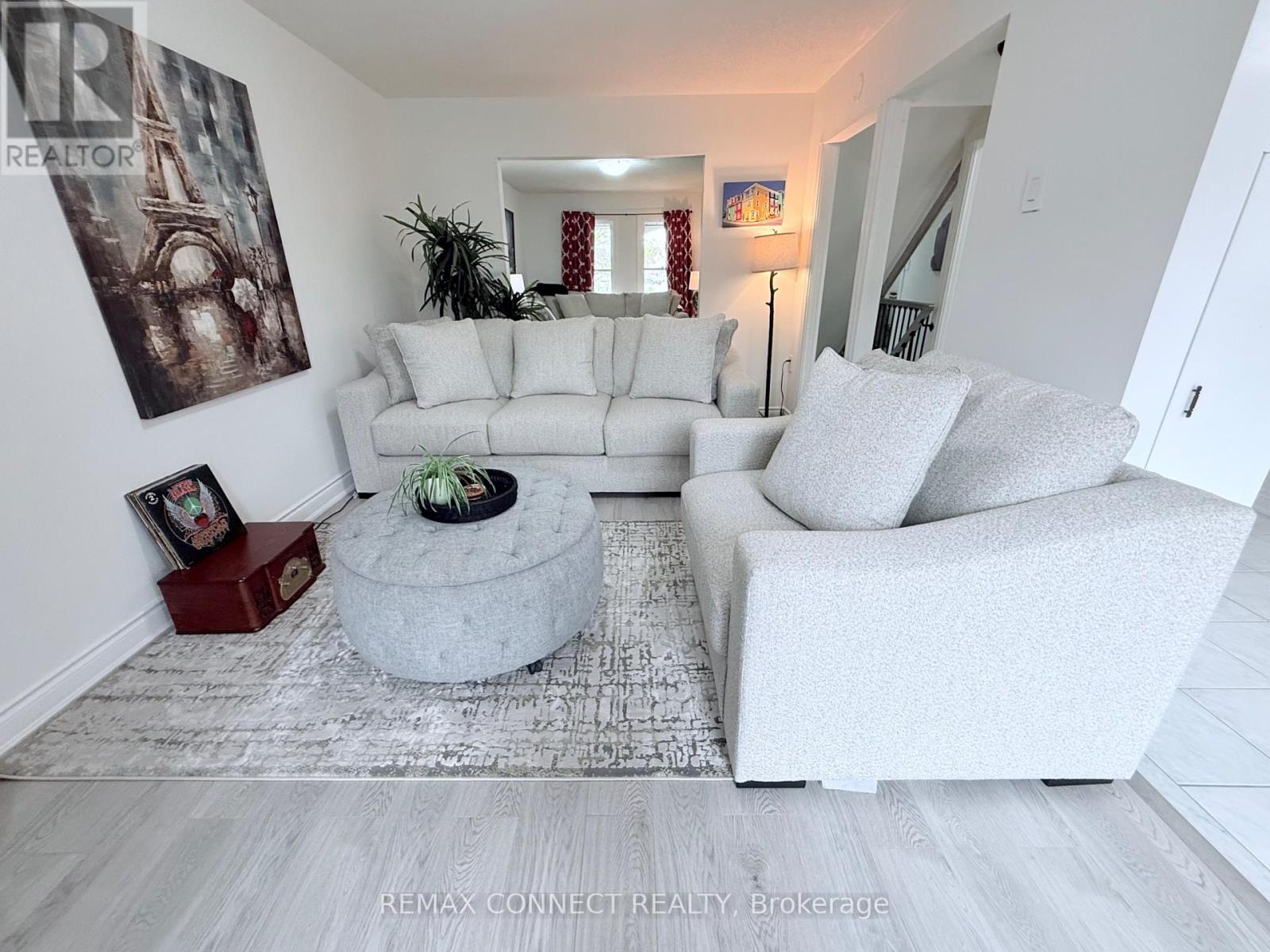 30 Chapman Drive, Ajax, Ontario  L1T 3C3 - Photo 2 - E12944872