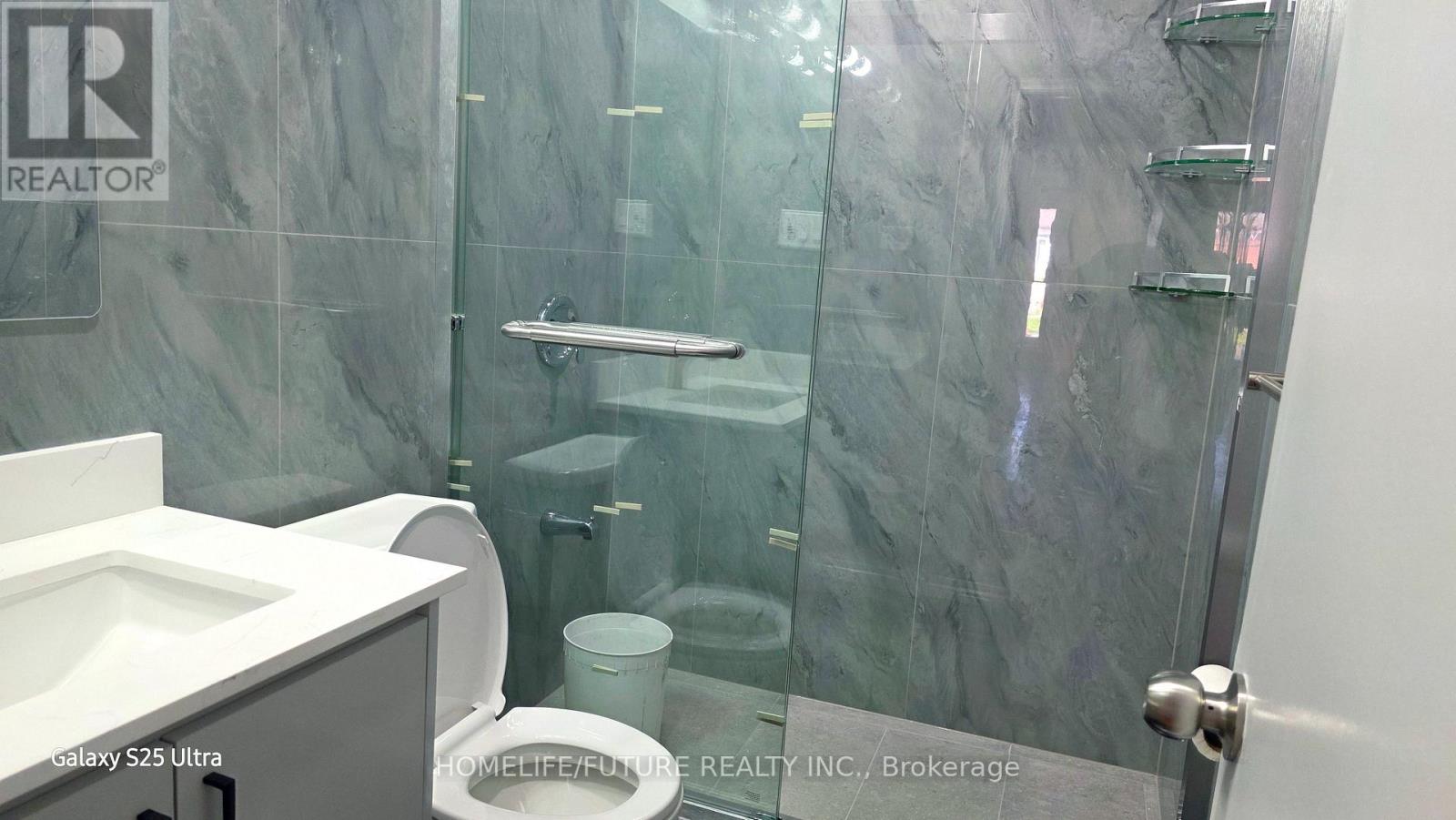 Upper - 37 Miramar Crescent, Toronto, Ontario  M1J 1R3 - Photo 12 - E13116638