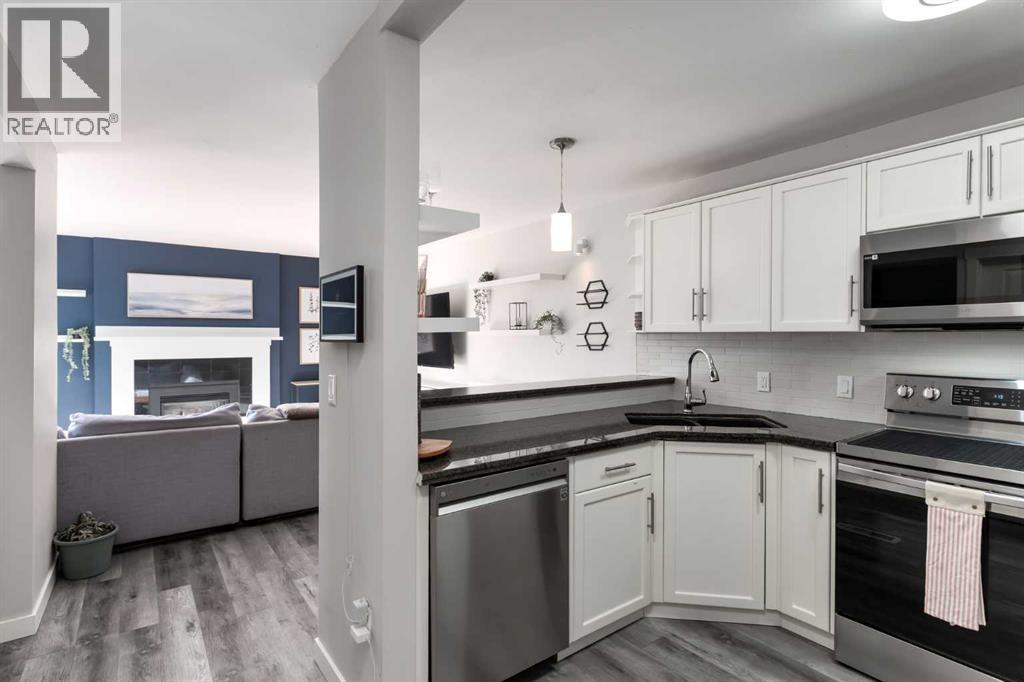 112, 25 Glamis Green SW, Calgary, Alberta  T3E 6V1 - Photo 9 - A2287121