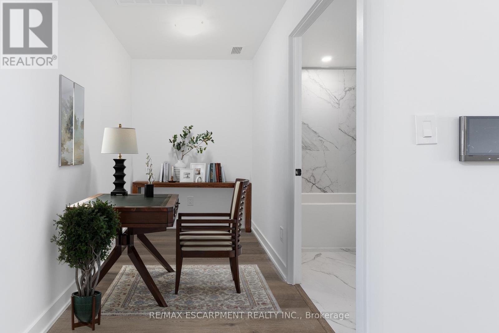 1707 - 2075 Lakeshore Road, Burlington, Ontario  L7R 1E2 - Photo 14 - W13117614