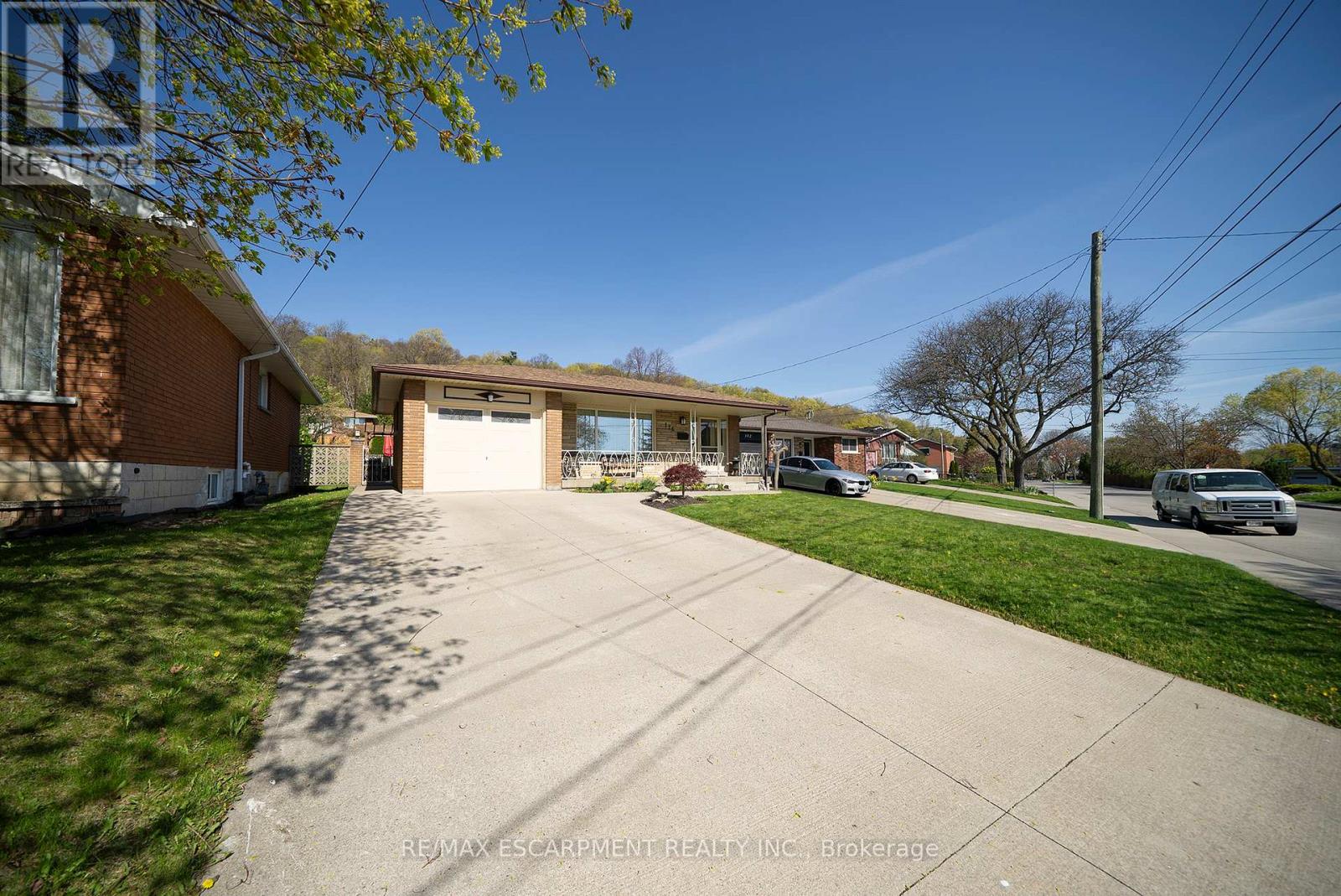 176 Kimberly Drive, Hamilton, Ontario  L8K 4L1 - Photo 3 - X13082630