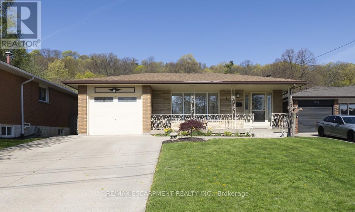 176 KIMBERLY DRIVE, Hamilton, Ontario