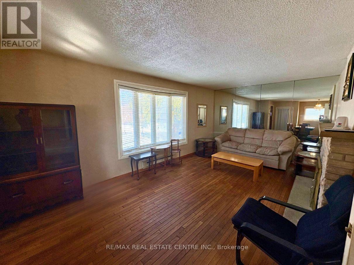 260 Sydney Street, Milton, Ontario  L9T 1E1 - Photo 10 - W13118994