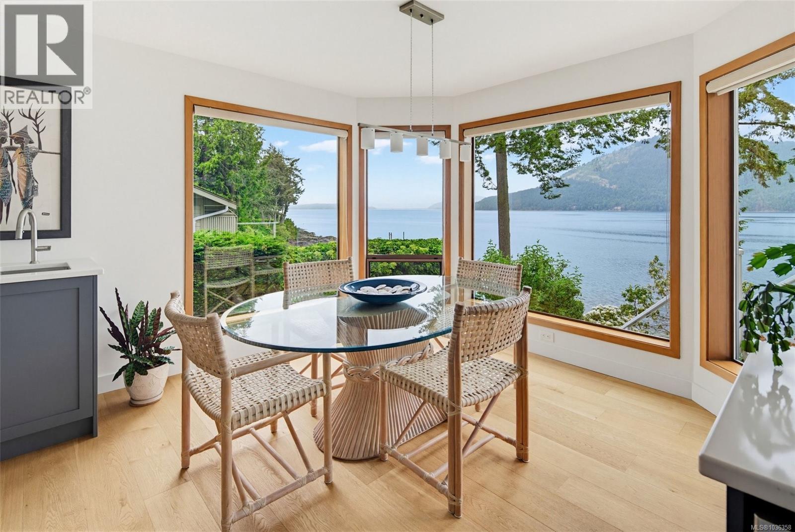 958 Lands End Rd, North Saanich, British Columbia  V8L 4R4 - Photo 15 - 1036358