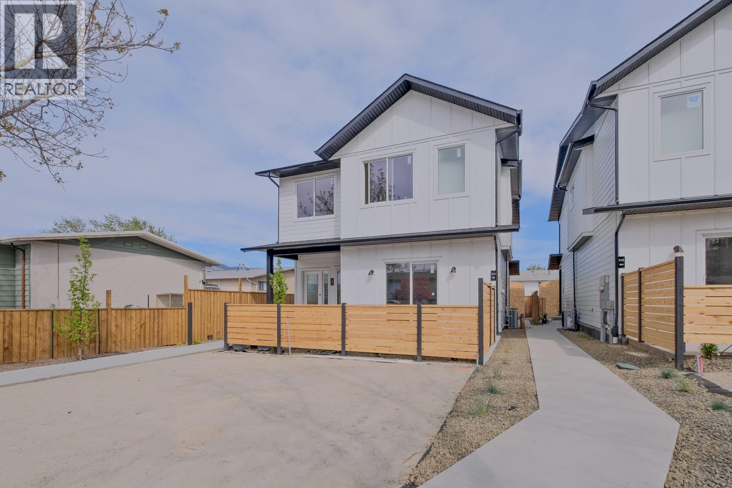 179 Kirkpatrick Avenue Unit# 101, Penticton, British Columbia  V2A 3P4 - Photo 2 - 10387212