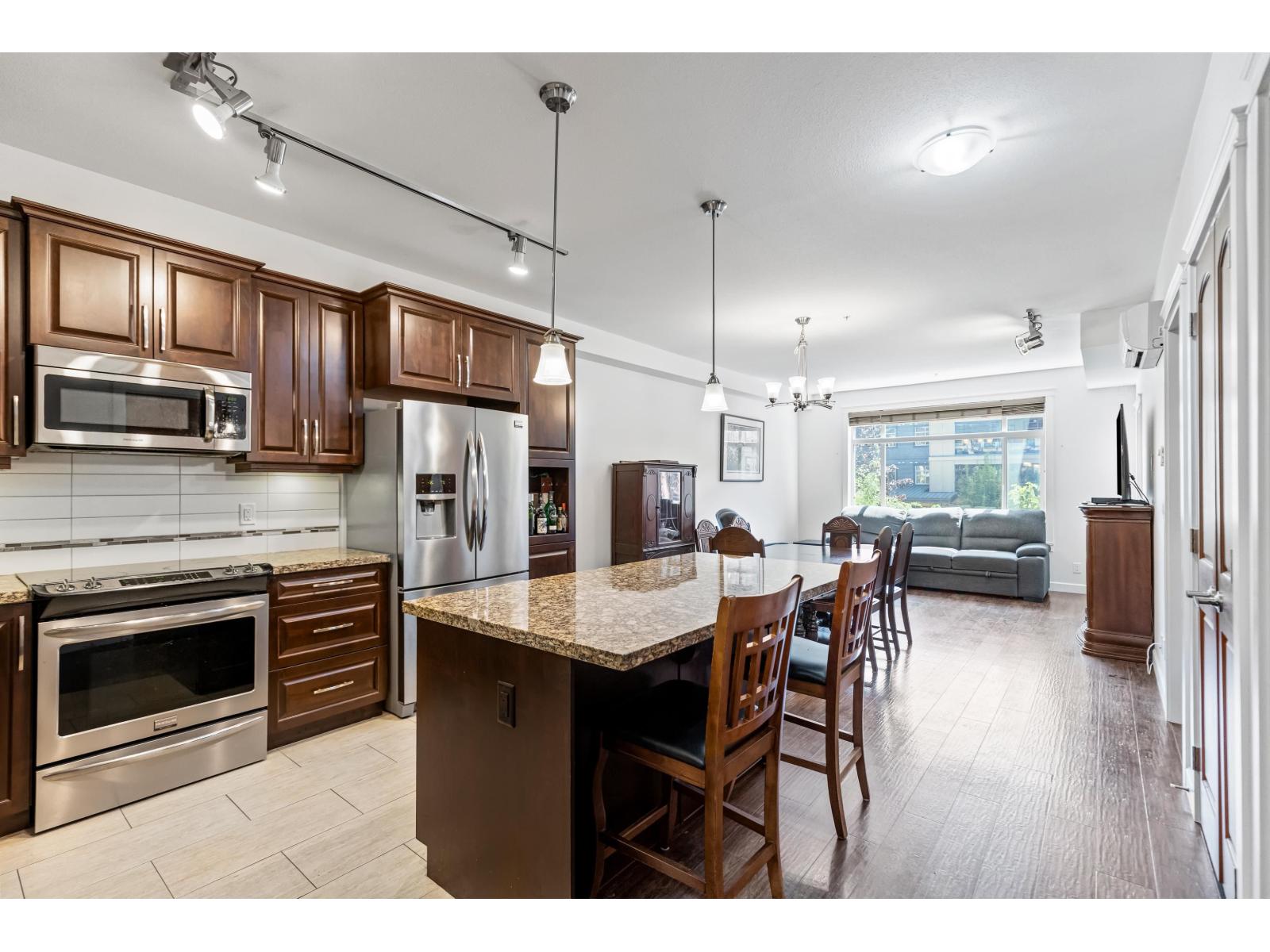 356 8258 207a Street, Langley, British Columbia  V2Y 0N4 - Photo 1 - R3122880
