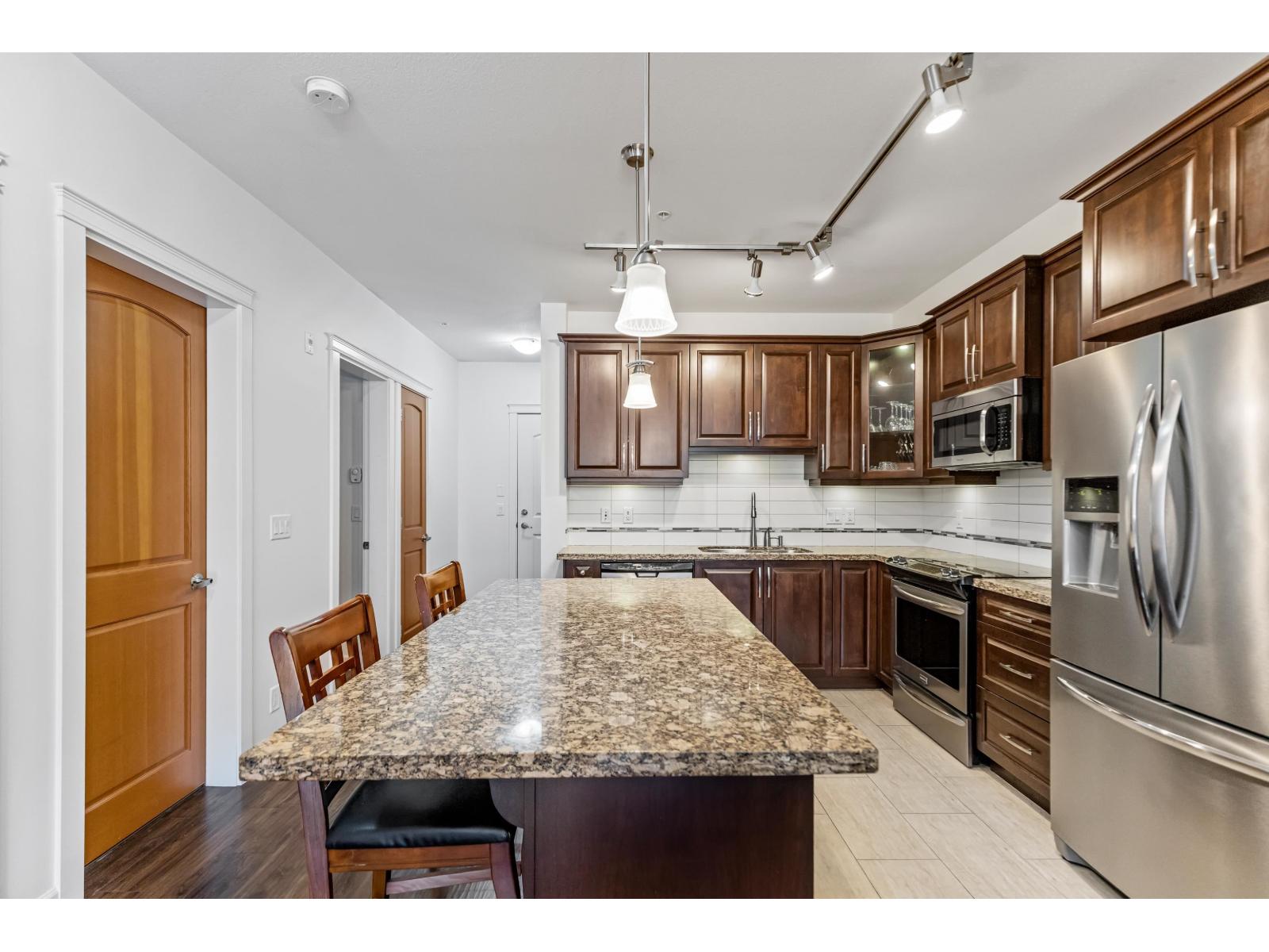 356 8258 207a Street, Langley, British Columbia  V2Y 0N4 - Photo 6 - R3122880
