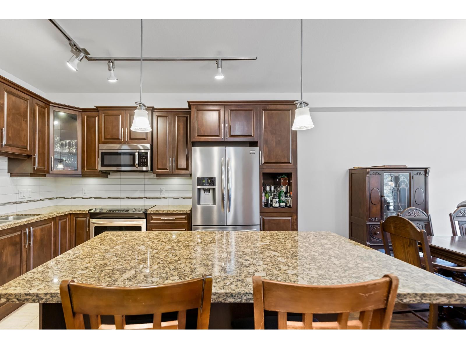 356 8258 207a Street, Langley, British Columbia  V2Y 0N4 - Photo 8 - R3122880