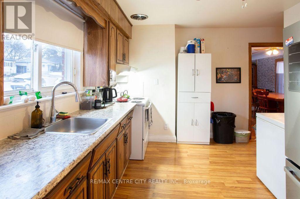664 Miller Street, Woodstock, Ontario N4S 5K1 - Photo 6 - X13119348