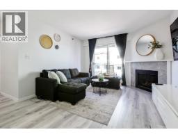 440 22661 LOUGHEED HIGHWAY, Maple Ridge, British Columbia