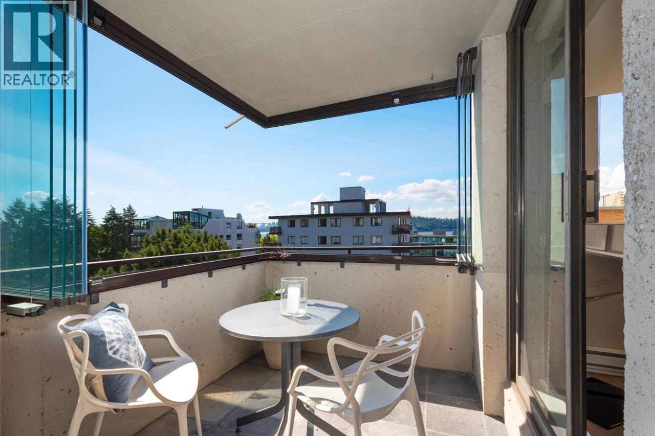 701 1341 Clyde Avenue, West Vancouver, British Columbia  V7T 1E8 - Photo 31 - R3122844