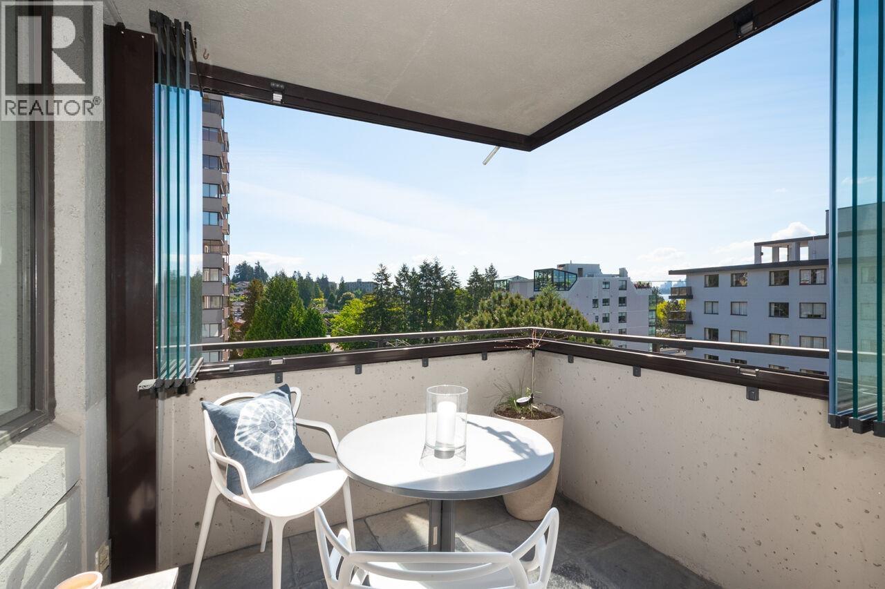 701 1341 Clyde Avenue, West Vancouver, British Columbia  V7T 1E8 - Photo 32 - R3122844