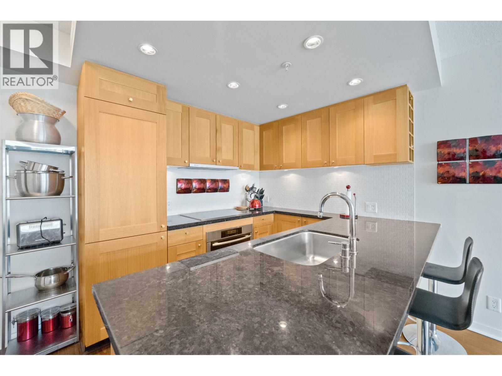 2001 821 Cambie Street, Vancouver, British Columbia  V6B 0E3 - Photo 2 - R3122862