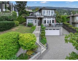 2567 LAWSON AVENUE, West Vancouver, British Columbia