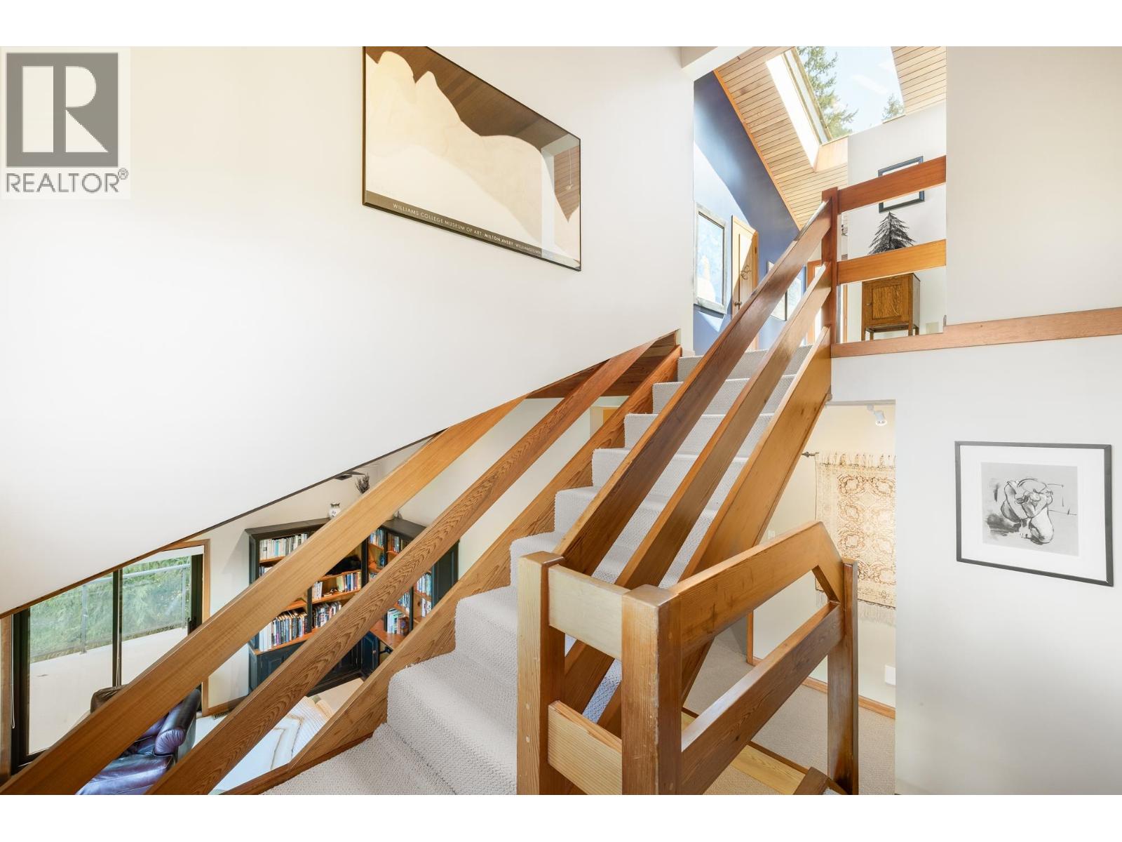 120 Mountain Drive, Lions Bay, British Columbia  V0N 2E0 - Photo 21 - R3122876