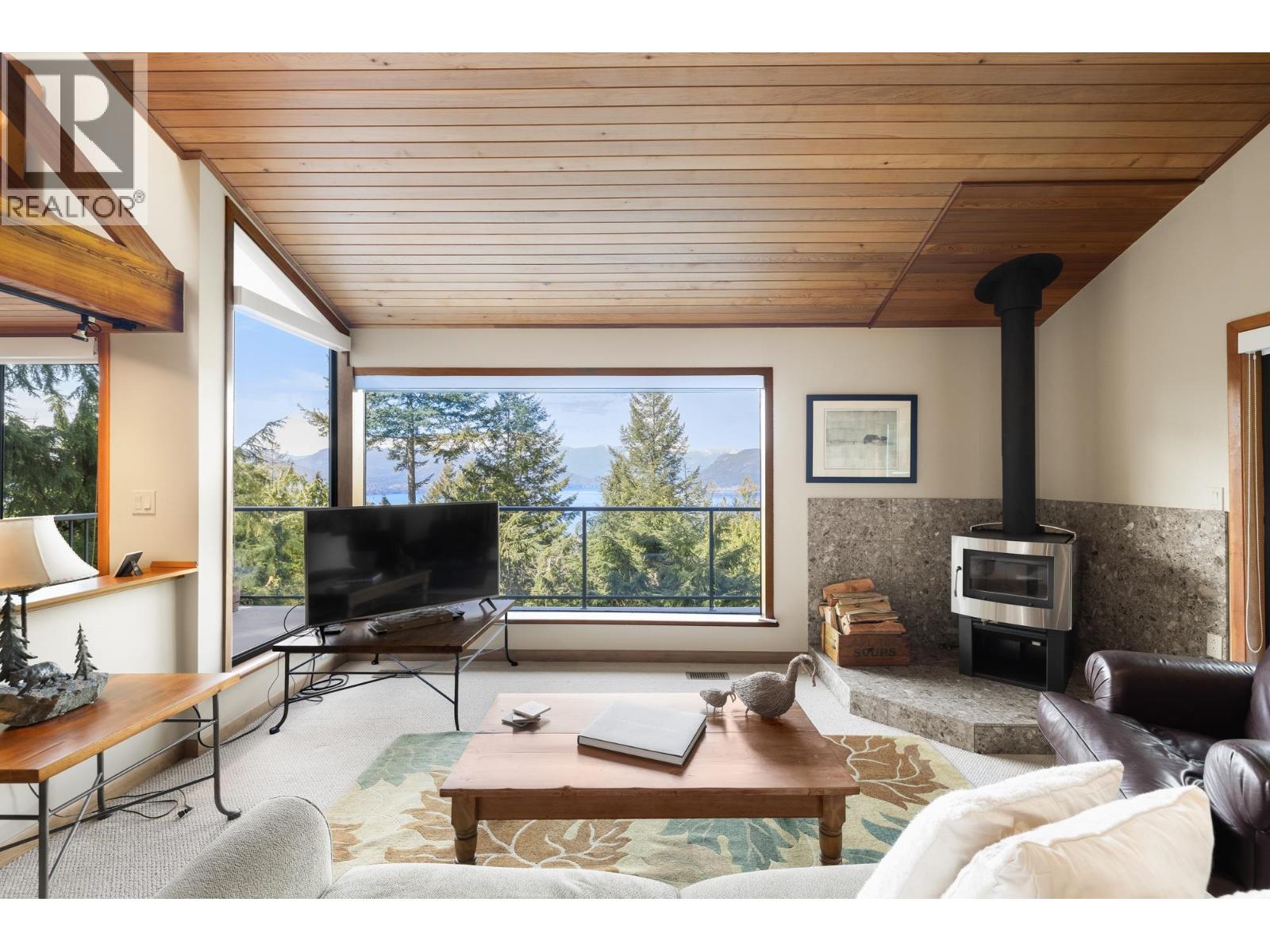 120 Mountain Drive, Lions Bay, British Columbia  V0N 2E0 - Photo 24 - R3122876