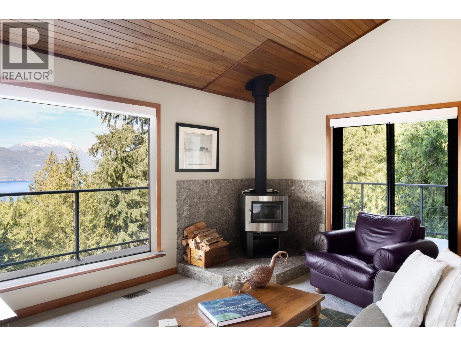 120 Mountain Drive, Lions Bay, British Columbia  V0N 2E0 - Photo 25 - R3122876