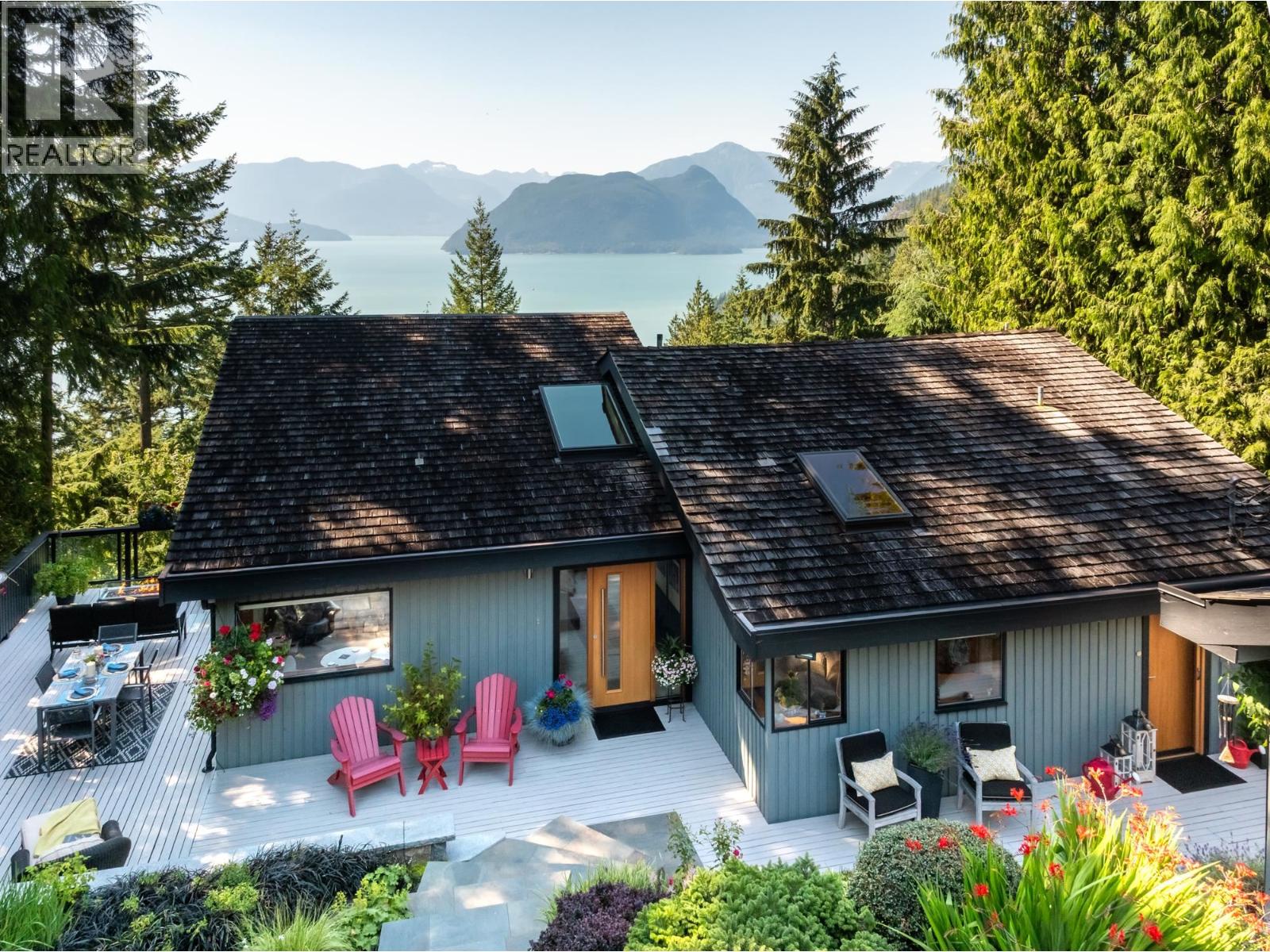 120 Mountain Drive, Lions Bay, British Columbia  V0N 2E0 - Photo 37 - R3122876