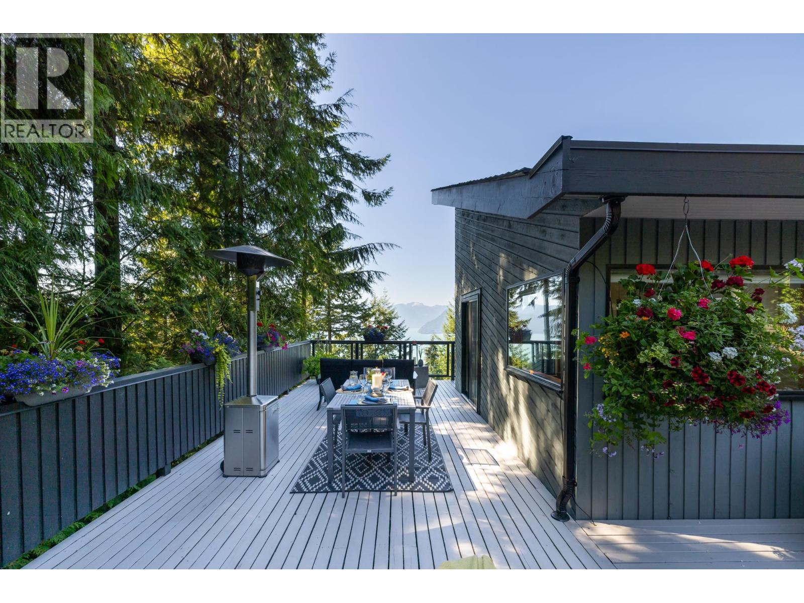 120 Mountain Drive, Lions Bay, British Columbia  V0N 2E0 - Photo 39 - R3122876