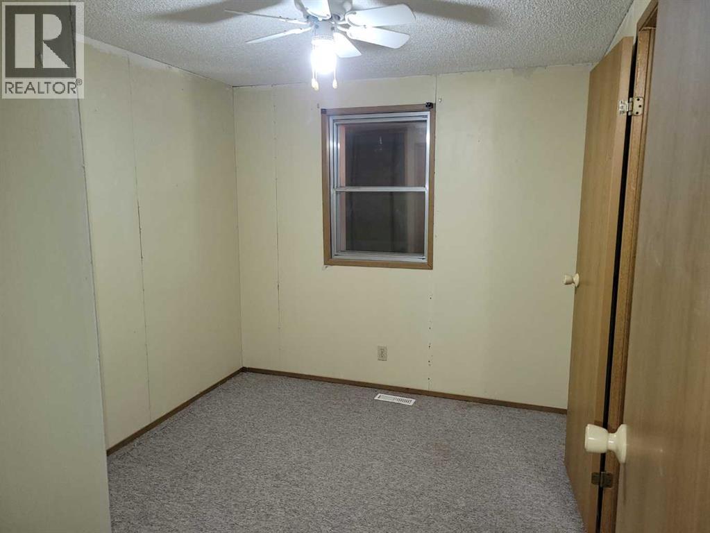 112 3 Avenue E, Alliance, Alberta  T0B 0A0 - Photo 11 - A2310101