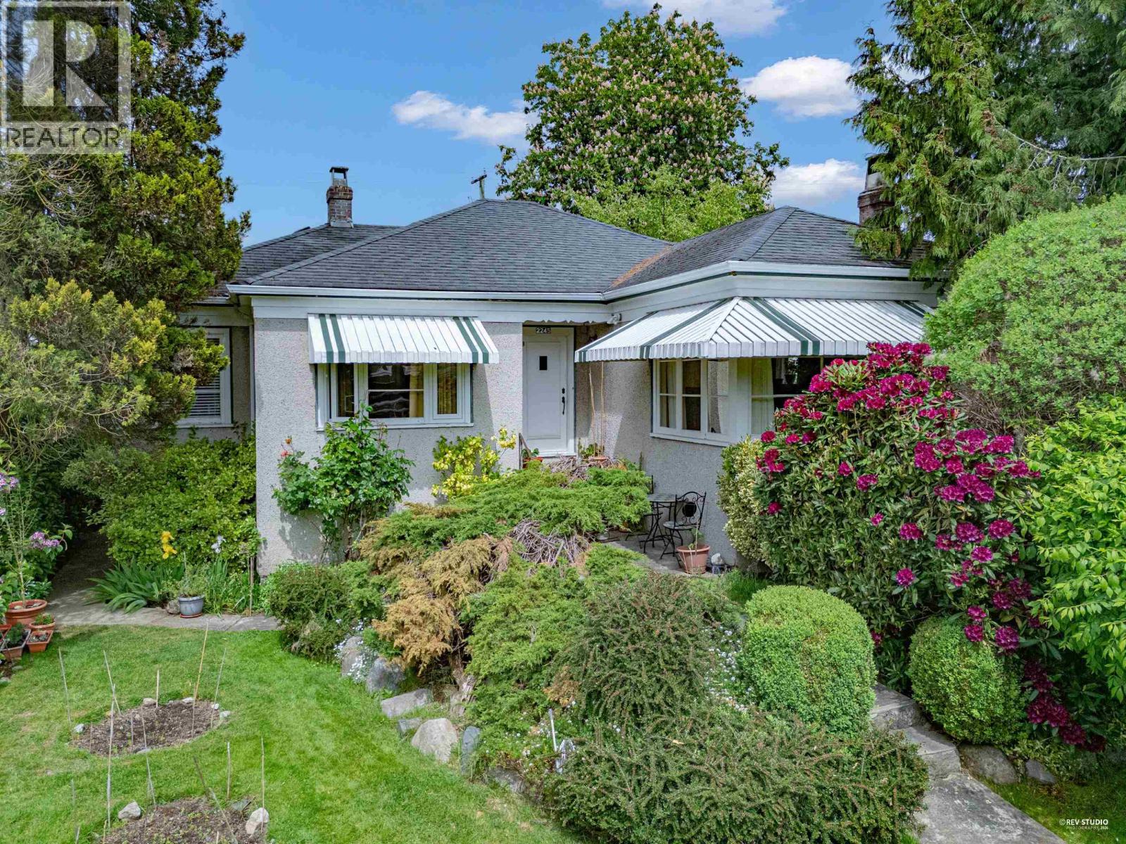 2245 W 22ND AVENUE, Vancouver, British Columbia