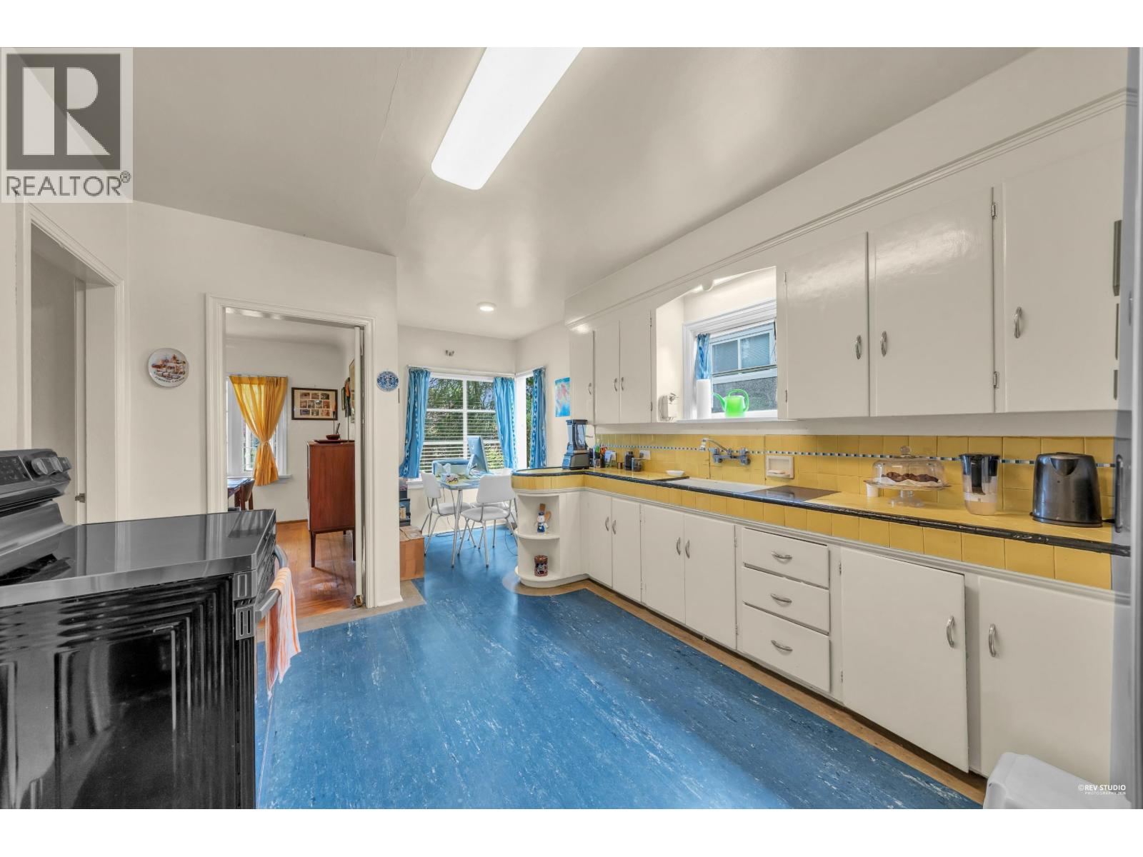 2245 W 22nd Avenue, Vancouver, British Columbia  V6L 1L6 - Photo 15 - R3121617