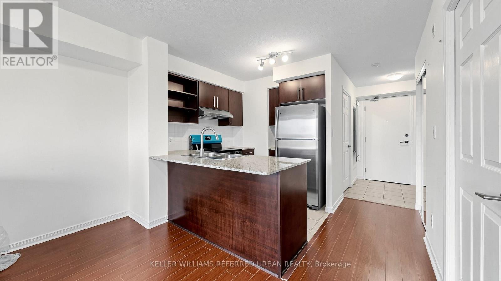 614 - 120 Dallimore Circle, Toronto, Ontario  M3C 4J1 - Photo 6 - C13119268