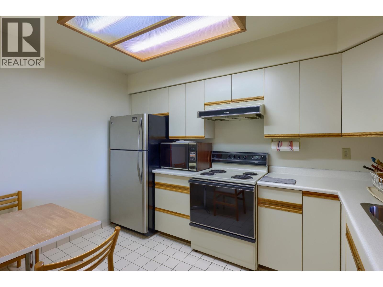 2007 6055 Nelson Avenue, Burnaby, British Columbia  V5H 4L4 - Photo 14 - R3122575