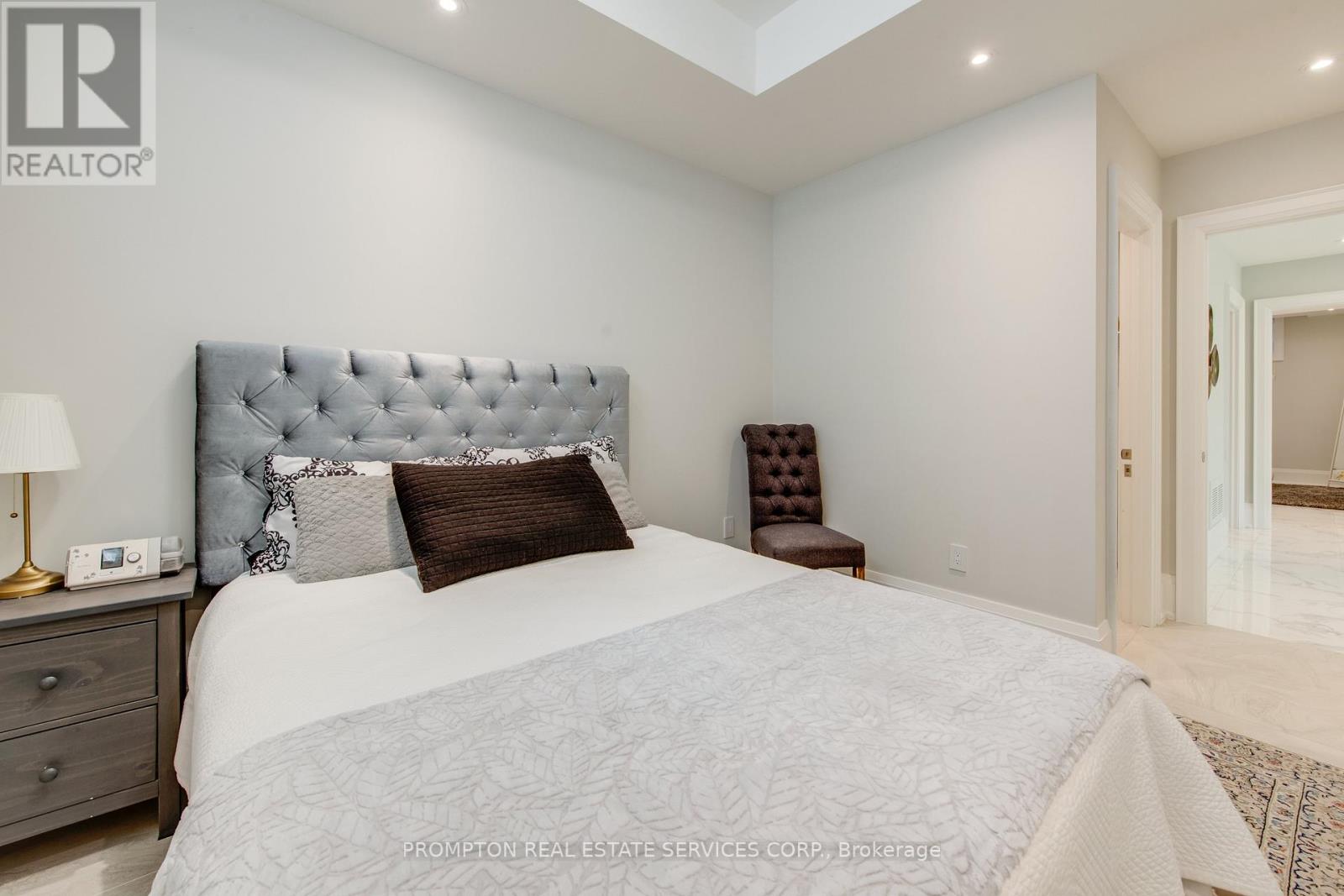47 Wycliffe Crescent, Toronto, Ontario  M2K 1V7 - Photo 33 - C13119314