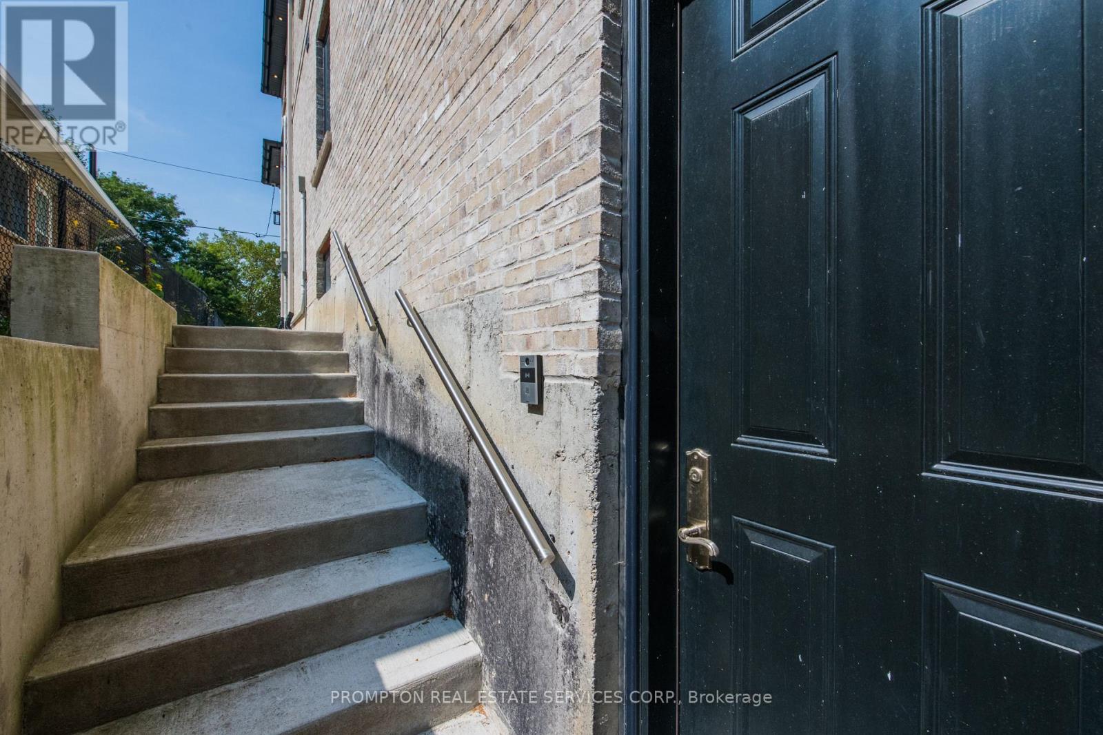 47 Wycliffe Crescent, Toronto, Ontario  M2K 1V7 - Photo 38 - C13119314