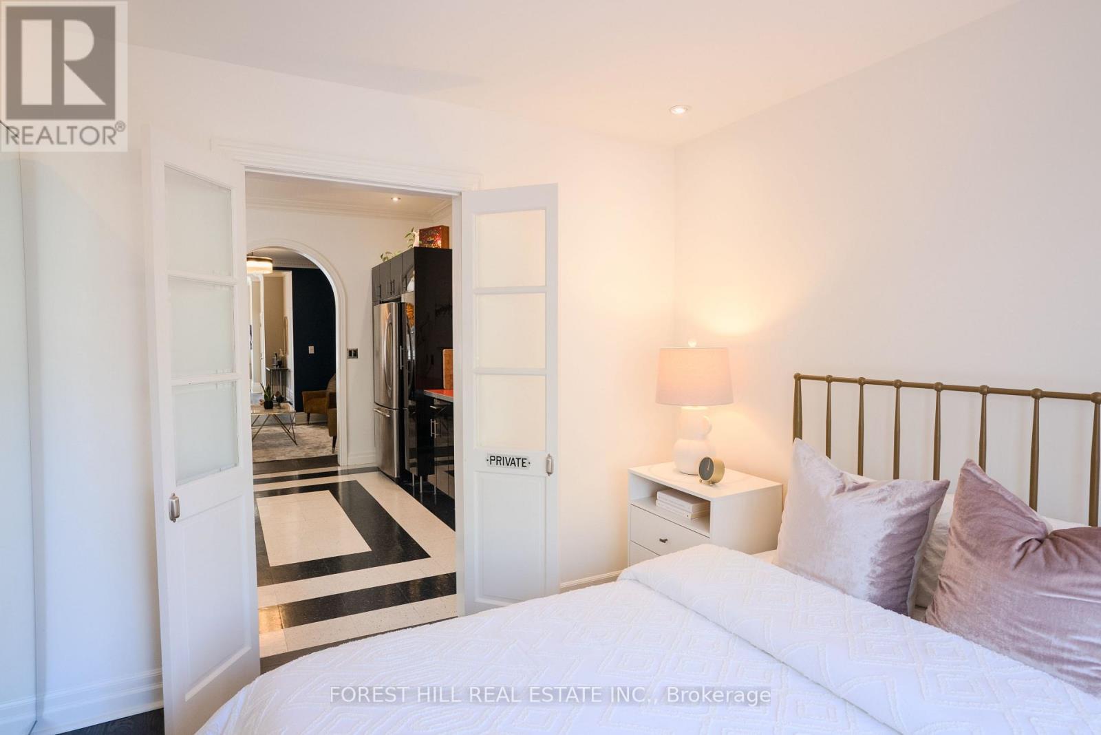 451 Sackville Street, Toronto, Ontario  M4X 1T3 - Photo 12 - C13119338