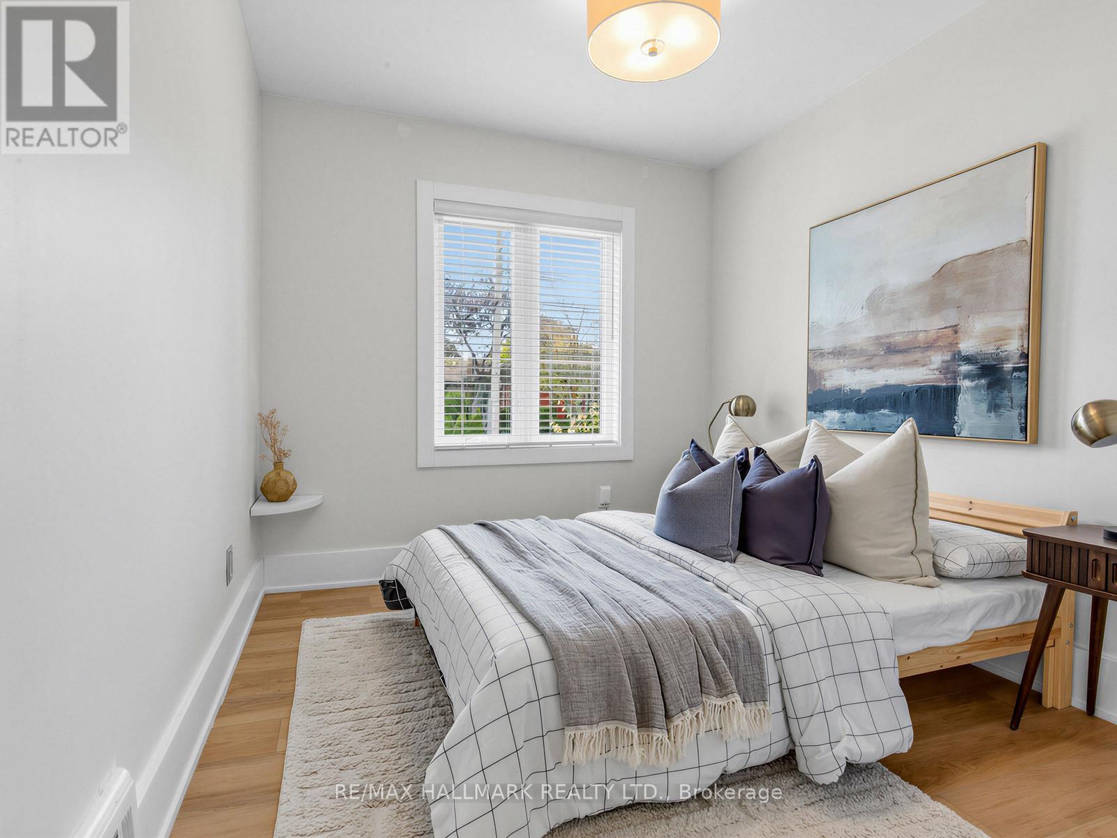 1 Ferncliff Court, Toronto, Ontario  M4B 2M3 - Photo 17 - E13119344