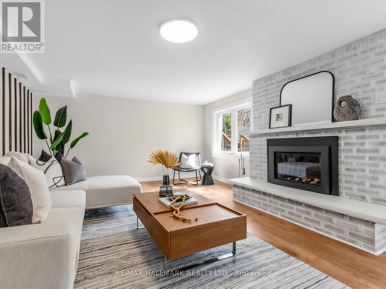 1 Ferncliff Court, Toronto, Ontario  M4B 2M3 - Photo 24 - E13119344
