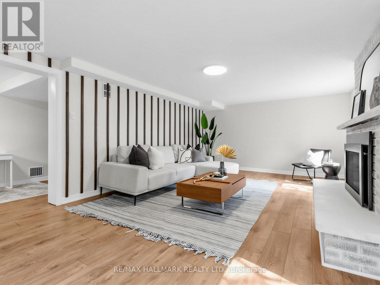 1 Ferncliff Court, Toronto, Ontario  M4B 2M3 - Photo 26 - E13119344