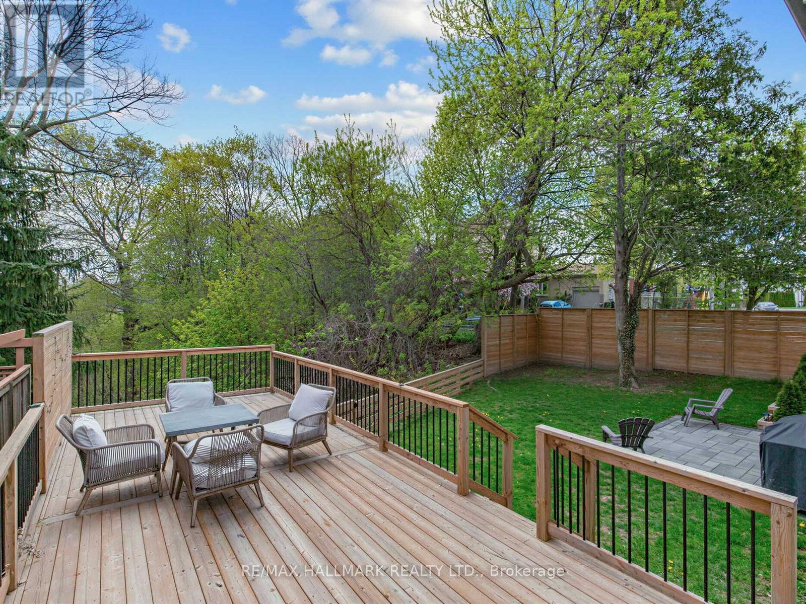 1 Ferncliff Court, Toronto, Ontario  M4B 2M3 - Photo 32 - E13119344
