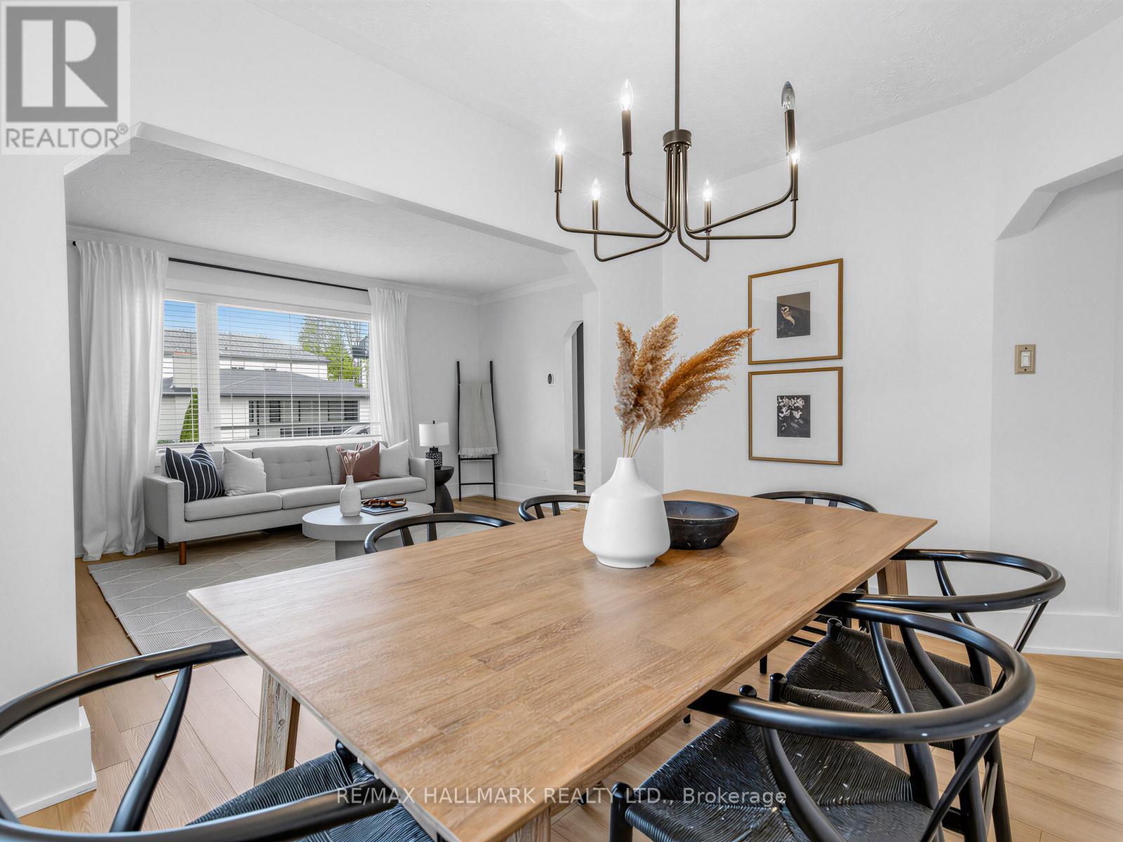 1 Ferncliff Court, Toronto, Ontario  M4B 2M3 - Photo 8 - E13119344