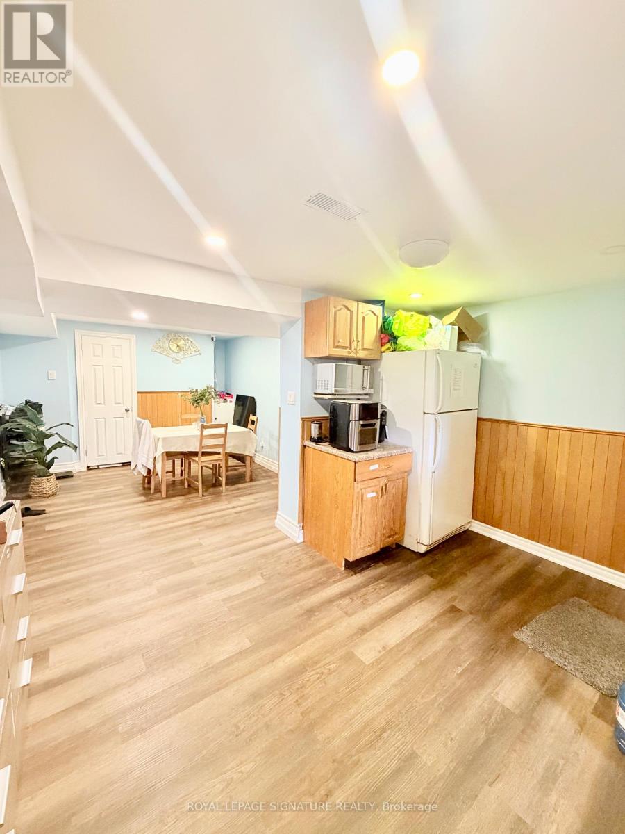 169 Mcgill Street, Mississauga, Ontario  L5A 1V1 - Photo 15 - W13108390