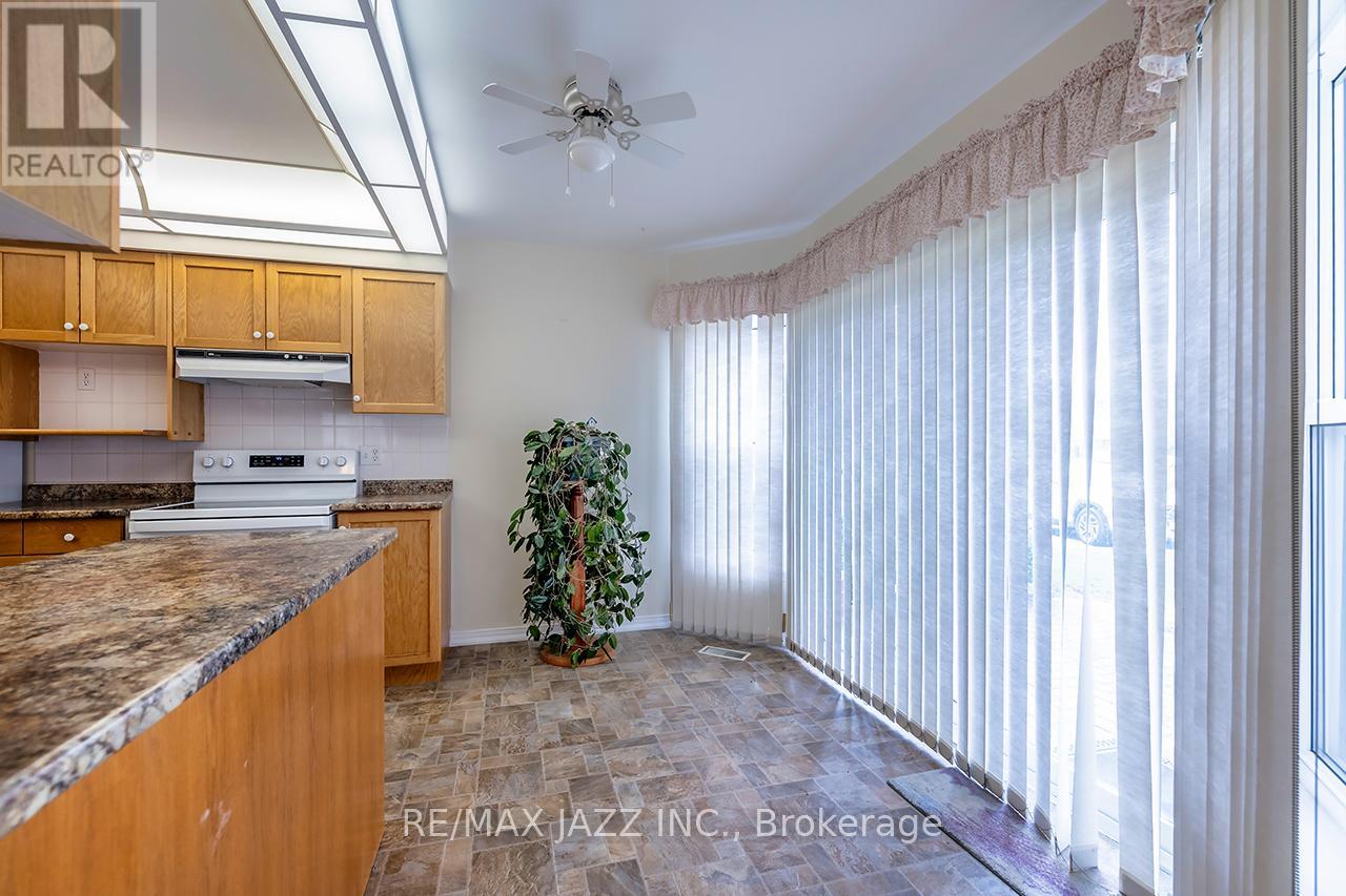 106 - 4 Heritage Way, Kawartha Lakes (Lindsay), Ontario  K9V 5Z2 - Photo 18 - X13119140
