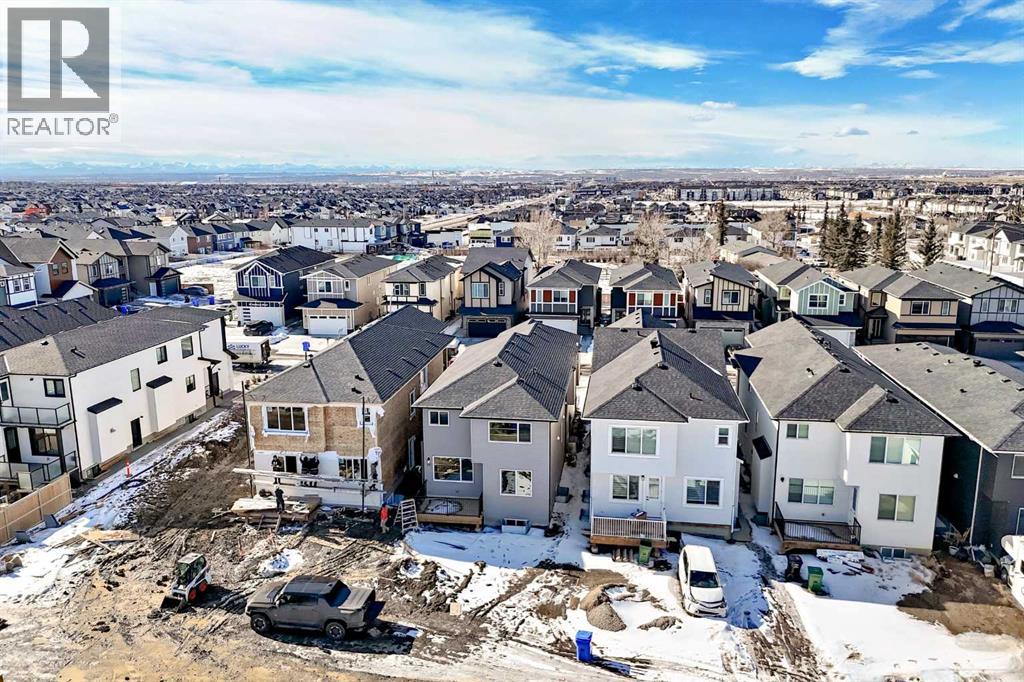 28 Saddlecrest Manor NE, Calgary, Alberta  T3J 2K3 - Photo 2 - A2310513