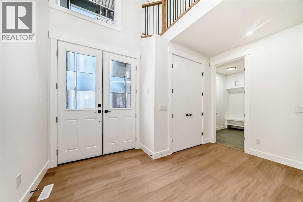 28 Saddlecrest Manor NE, Calgary, Alberta  T3J 2K3 - Photo 4 - A2310513