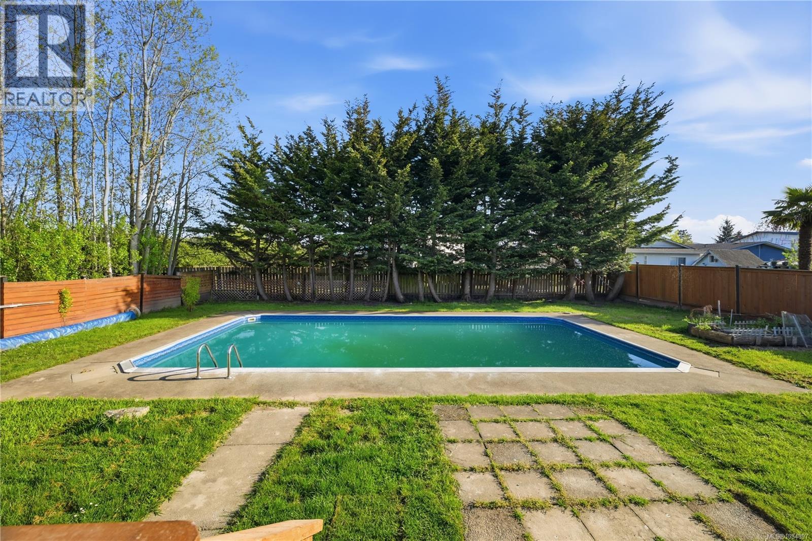 2153 James White Blvd, Sidney, British Columbia  V8L 1Y9 - Photo 26 - 1034897