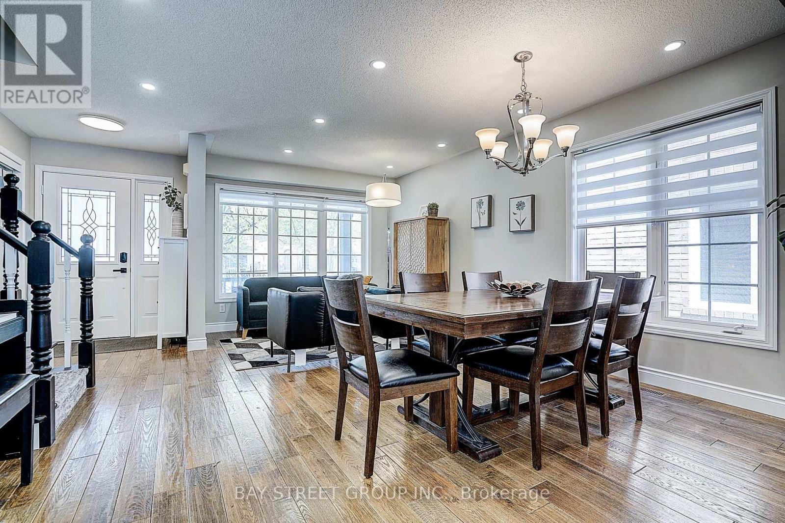 1356 Ridgebank Drive, Oakville, Ontario  L6M 4A6 - Photo 18 - W13119298