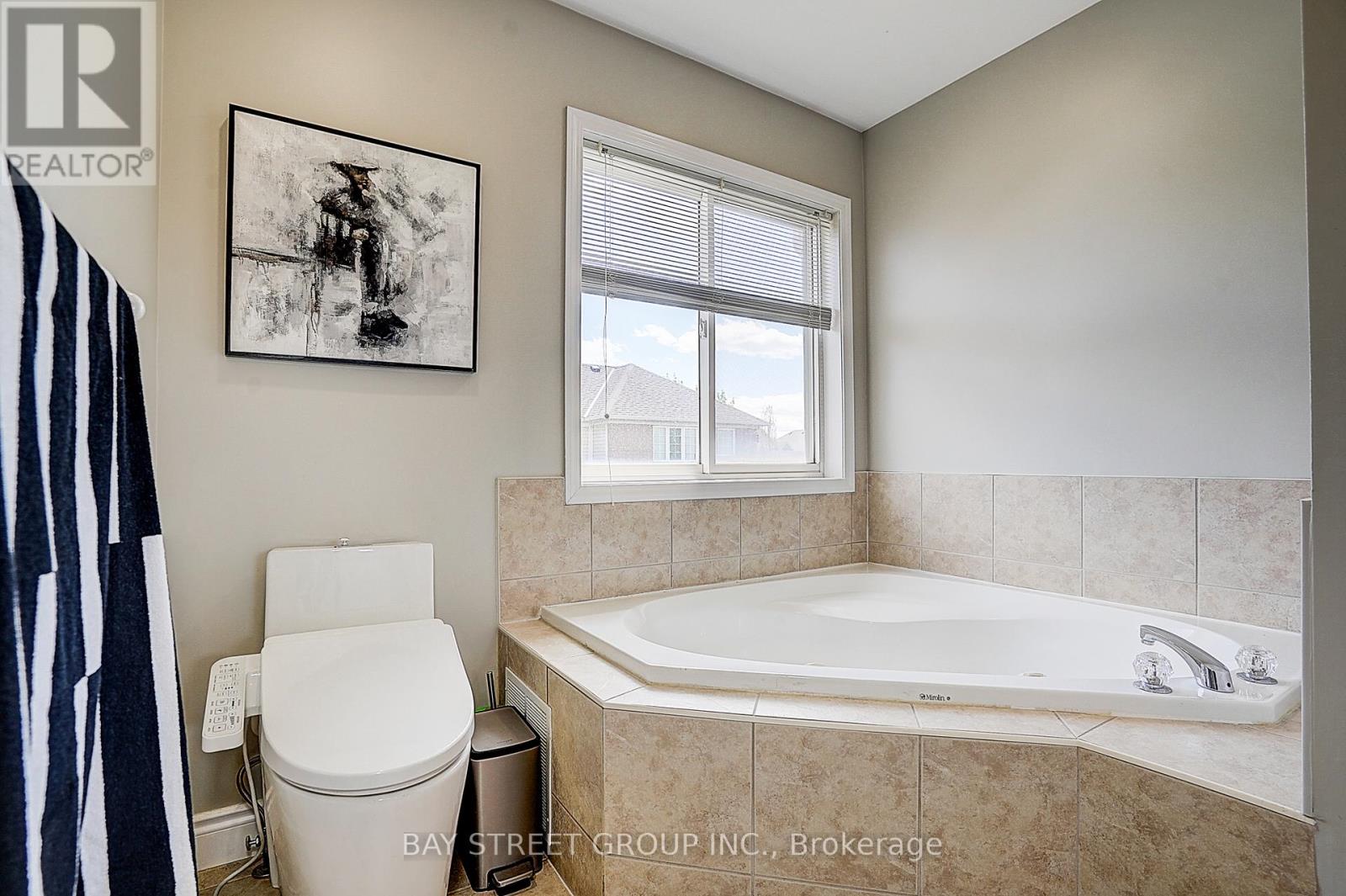 1356 Ridgebank Drive, Oakville, Ontario  L6M 4A6 - Photo 33 - W13119298