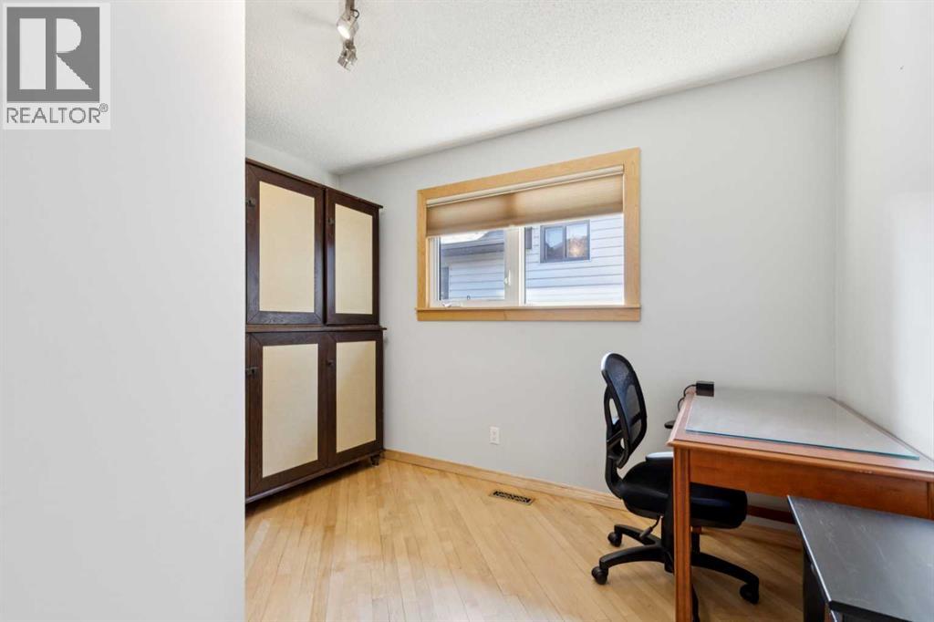 95 Mchugh Road Ne, Calgary, Alberta  T2E 7R5 - Photo 16 - A2306811