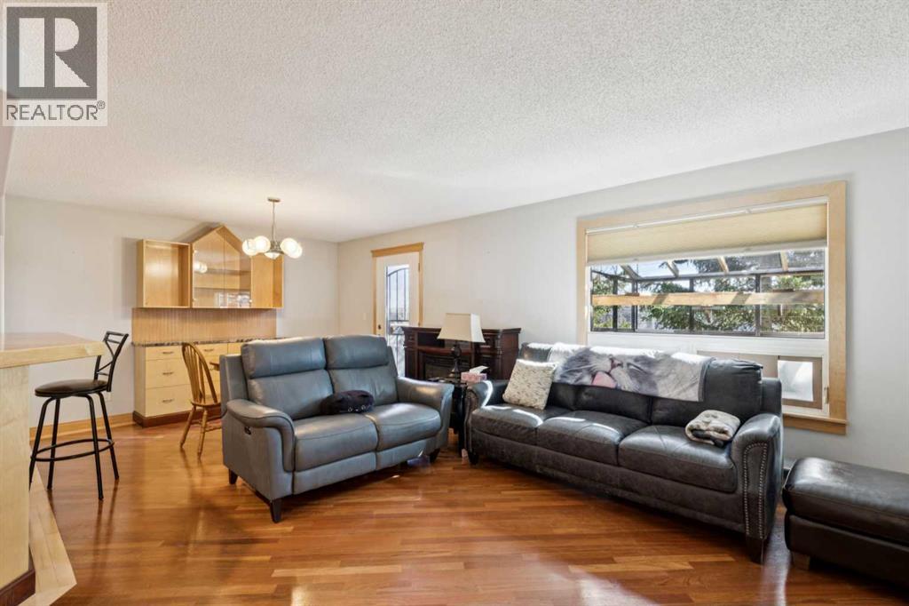 95 Mchugh Road Ne, Calgary, Alberta  T2E 7R5 - Photo 4 - A2306811