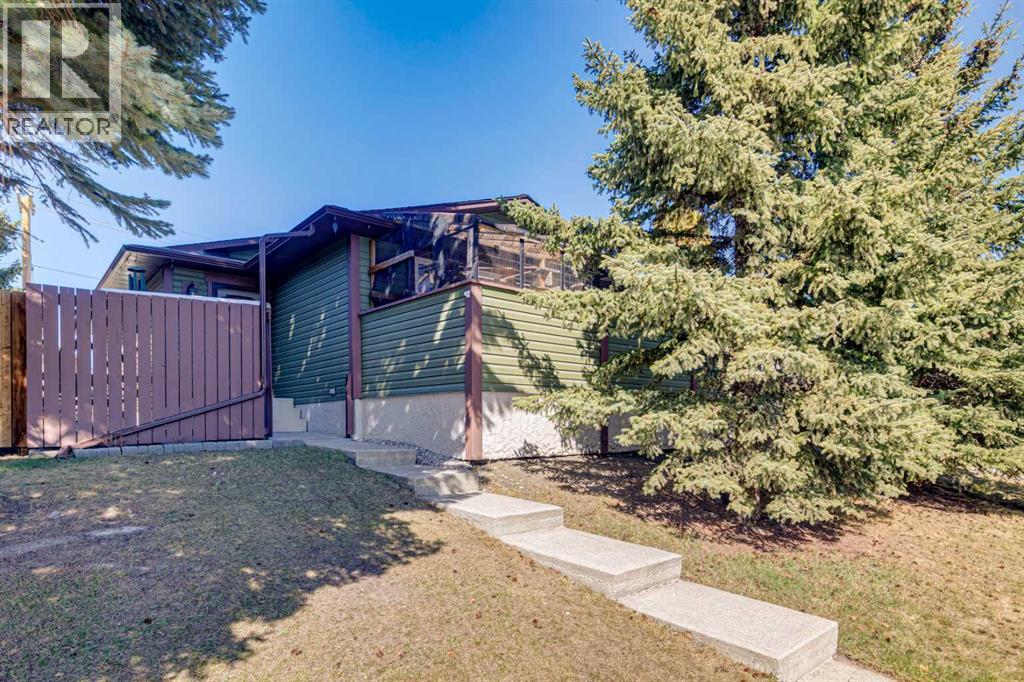 95 Mchugh Road Ne, Calgary, Alberta  T2E 7R5 - Photo 1 - A2306811